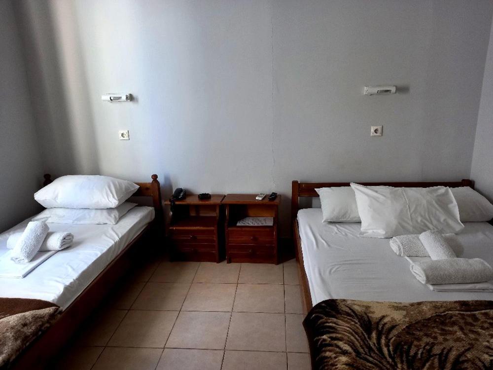 Hotel Korydallos Piraeus Bagian luar foto
