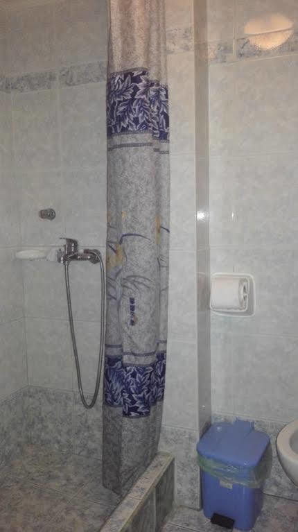 Hotel Korydallos Piraeus Bagian luar foto